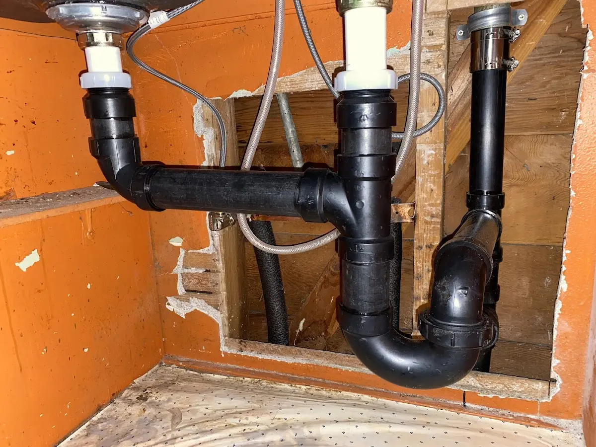 Professional Pipe Bursting equipment and tools on the job in Knoxville